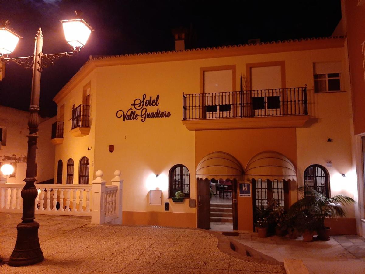 Sotel Valle Guadiaro プエブロ・ヌエボ・デ・グアディアロ エクステリア 写真