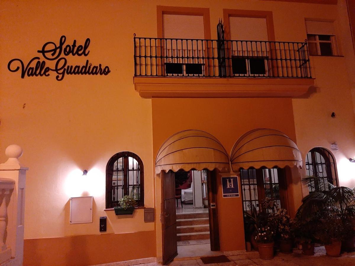 Sotel Valle Guadiaro プエブロ・ヌエボ・デ・グアディアロ エクステリア 写真